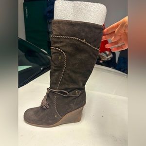 Heeled suede boot size 10 never worn
